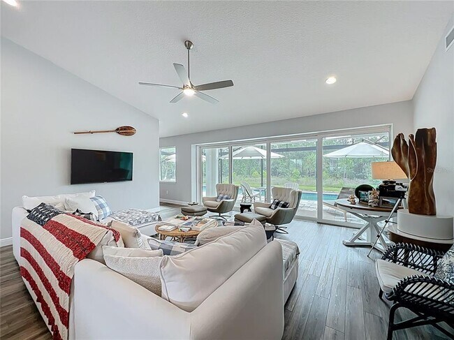 Building Photo - 10224 South Bay Lake Rd