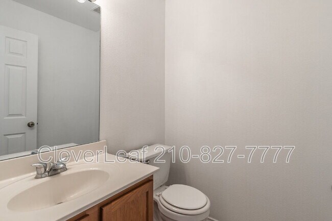 Building Photo - 3329 Bluebird Ridge Dr