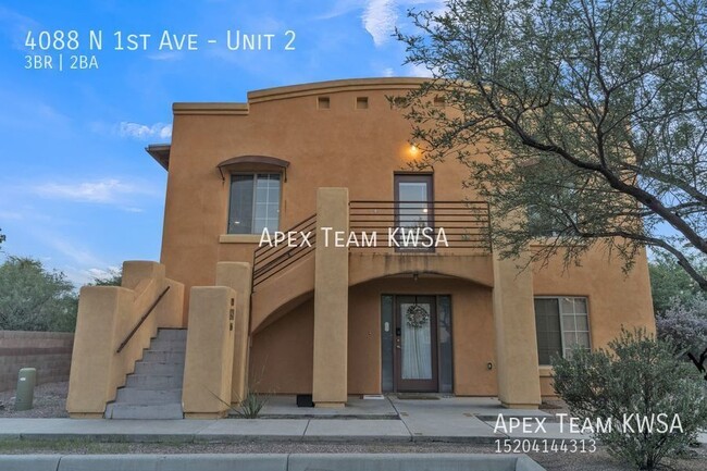 Primary Photo - $1170 - Beautiful 3 Bed | 2 Bath Upstairs ...