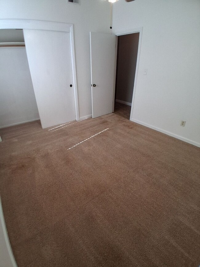 Building Photo - Beautiful Single-Story Home in Pheasant Run – Move-In Ready!