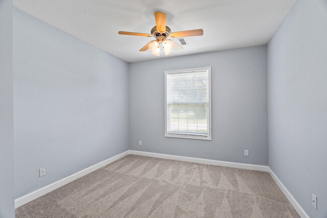 Building Photo - 5909 Kelsey Dr