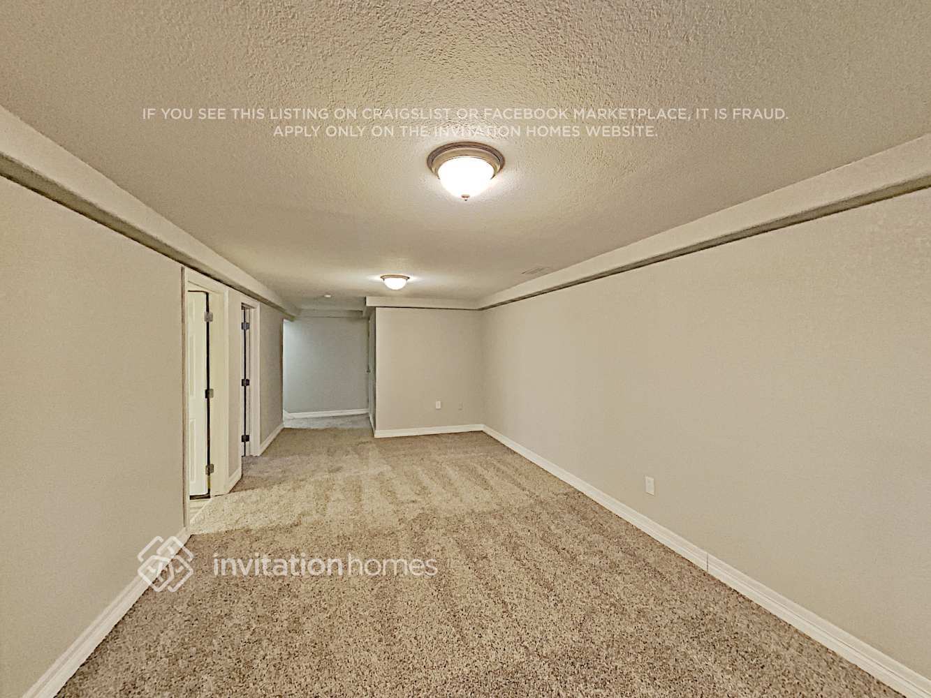 Building Photo - 9137 La Salle Pl