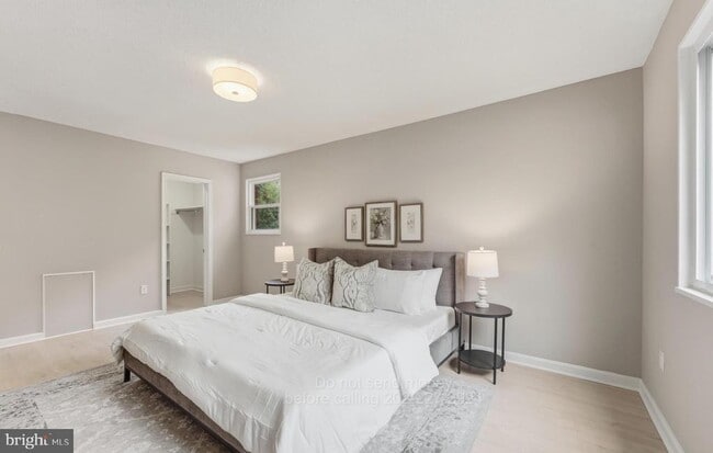 Building Photo - 3829 Hamilton St