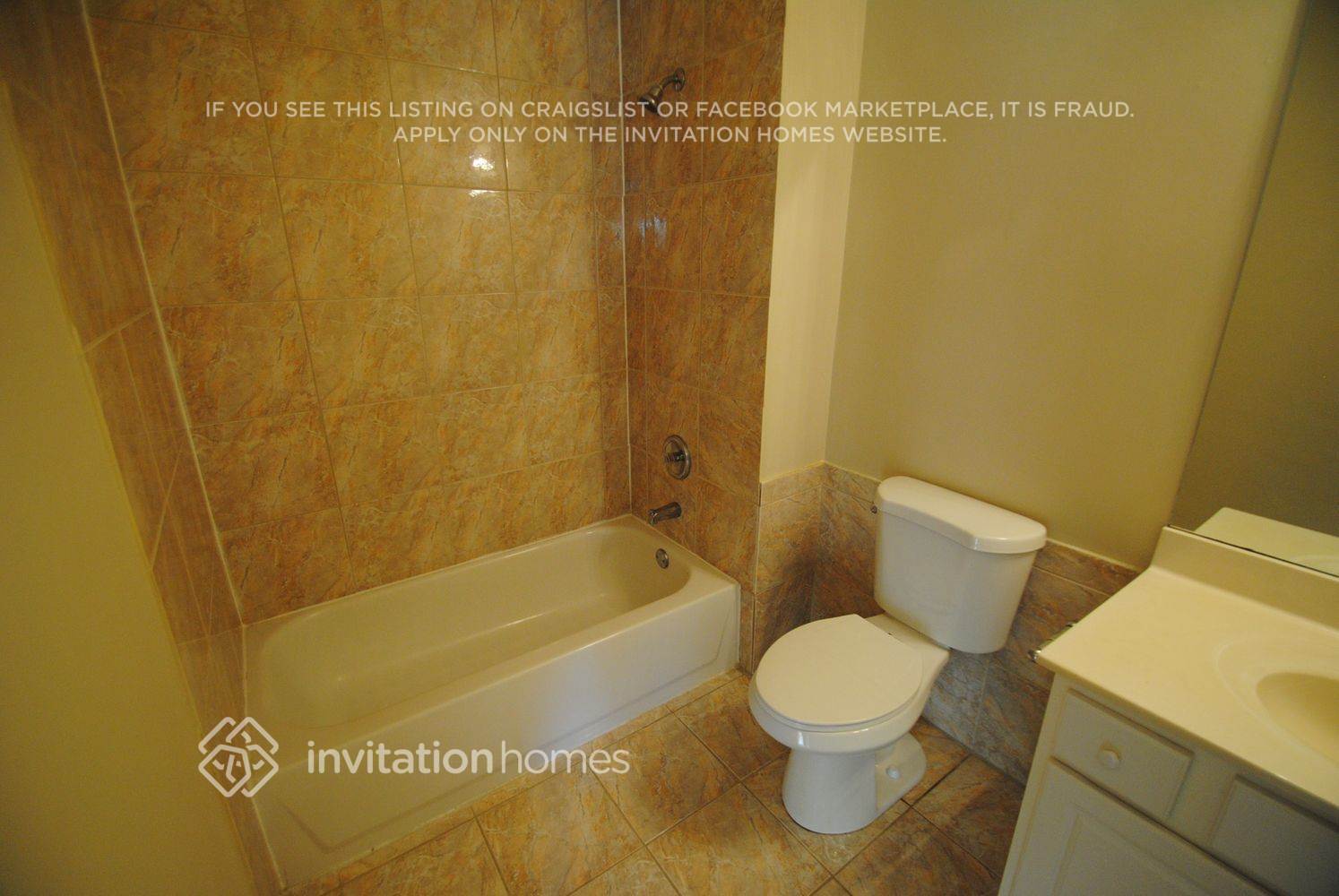 Building Photo - 417 Breezewood Ct