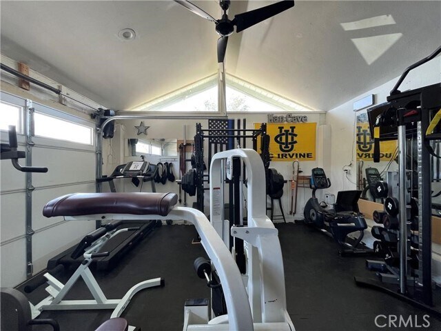 Building Photo - 13 Blue Ridge