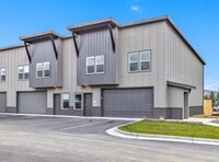 Building Photo - Work Live Unit - At Home Business