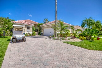 Building Photo - 10080 Dover Carriage Ln