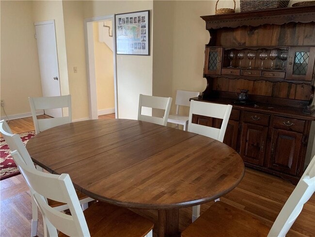 Building Photo - 23 Carey St