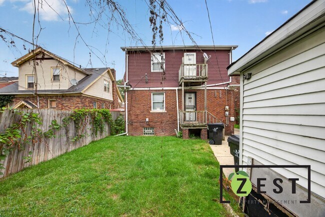 Building Photo - 5569 Bedford St