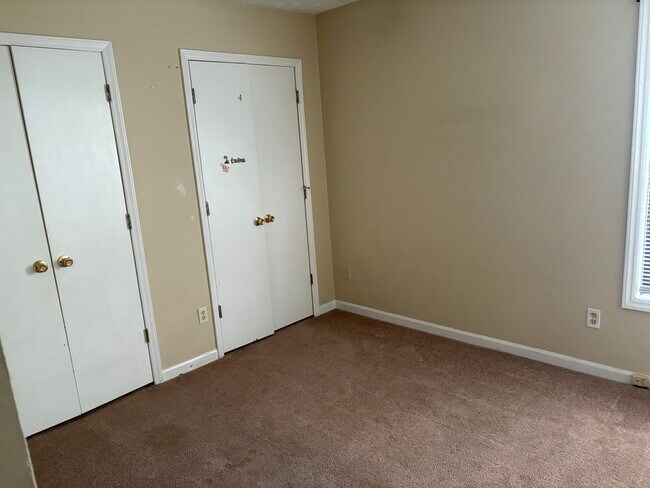 Building Photo - 536 Auburndale Ln