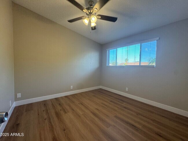 Building Photo - 2020 E Arbor Ave