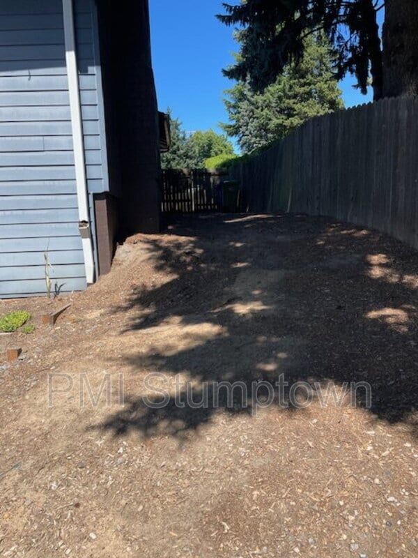 Building Photo - 11095 SE 92nd Ct