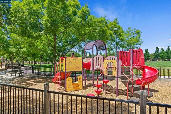 Building Photo - 3420 Finnian Way