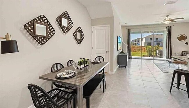 Building Photo - 1615 Hubbell Rd