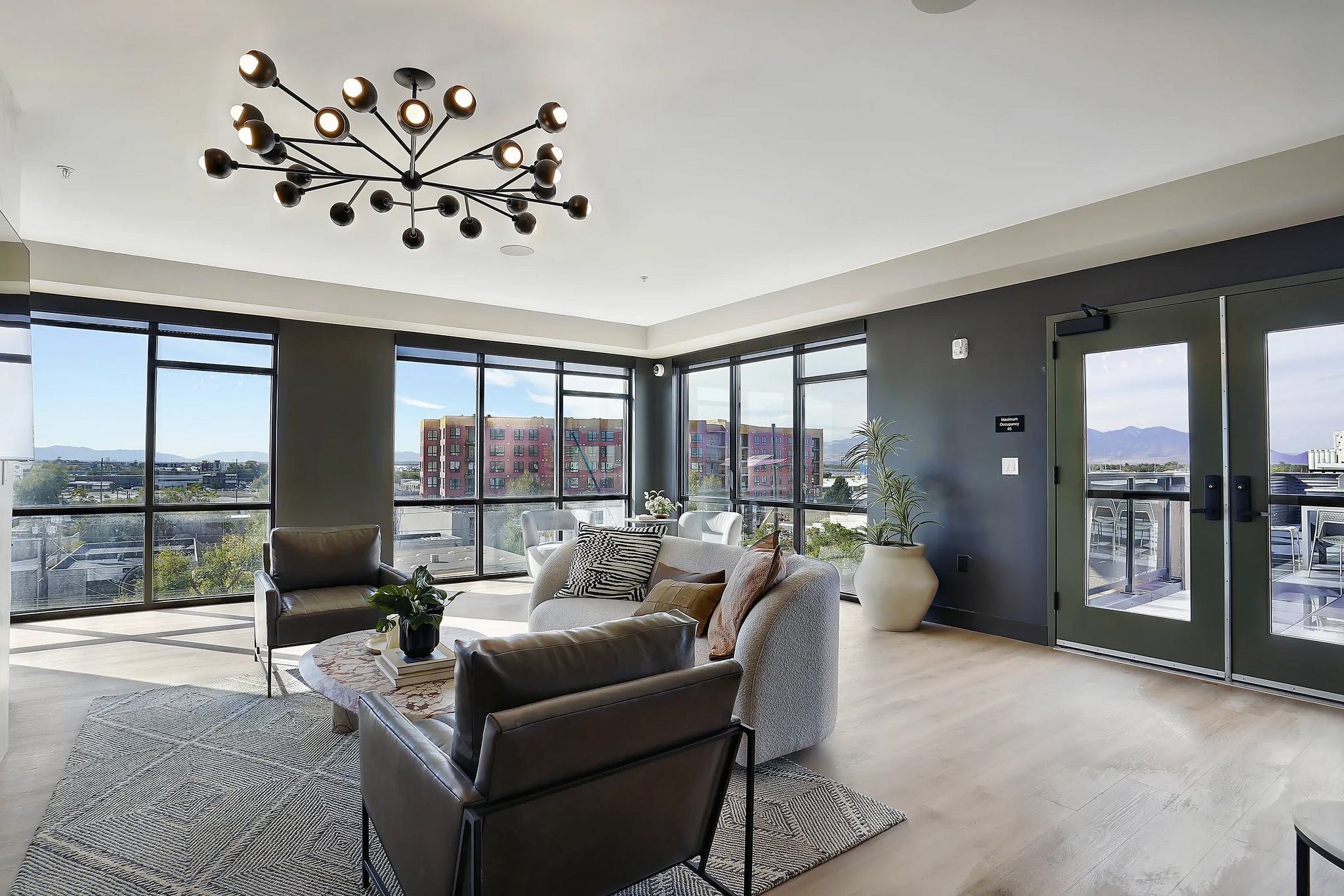 Building Photo - 340 West 700 S