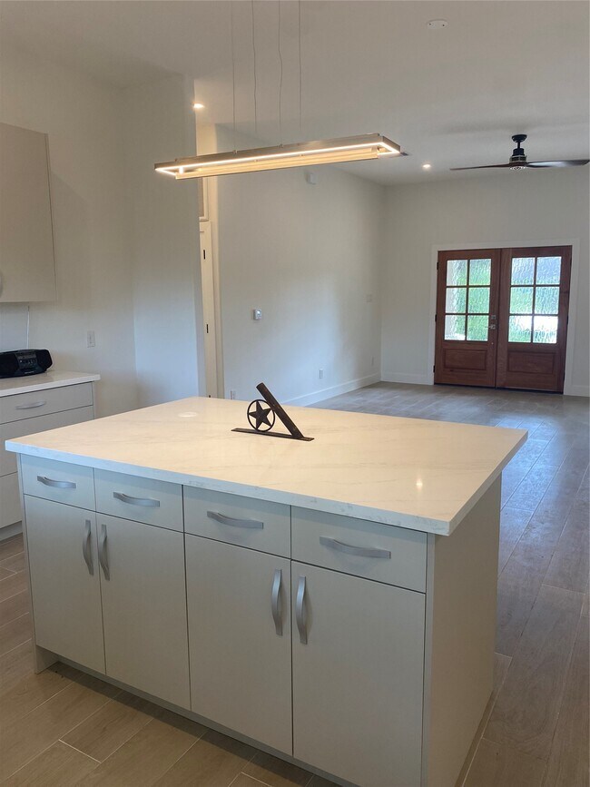 Building Photo - 8502 Alcott Dr