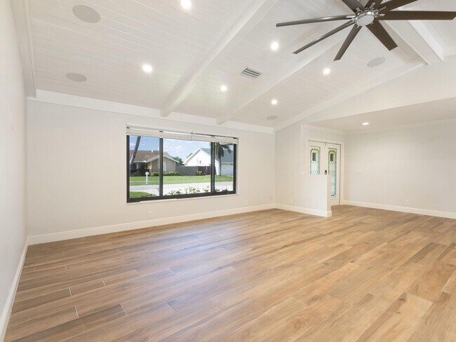 Building Photo - 19508 Hampton Dr