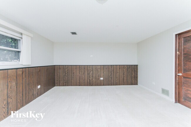 Building Photo - 16100 Michigan Ave