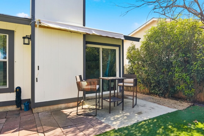 Building Photo - 11719 Spring Song Dr