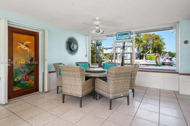 Building Photo - 23 Harbor Dr