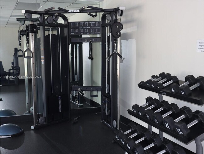 Building Photo - 3000 S Ocean Dr