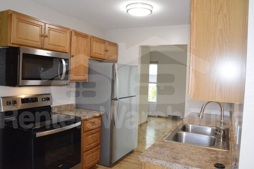 Building Photo - 15331 Trillium Cir