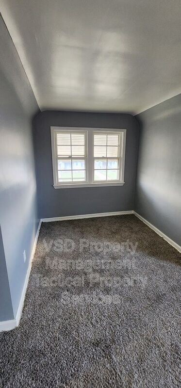 Building Photo - 20115 Libby Rd