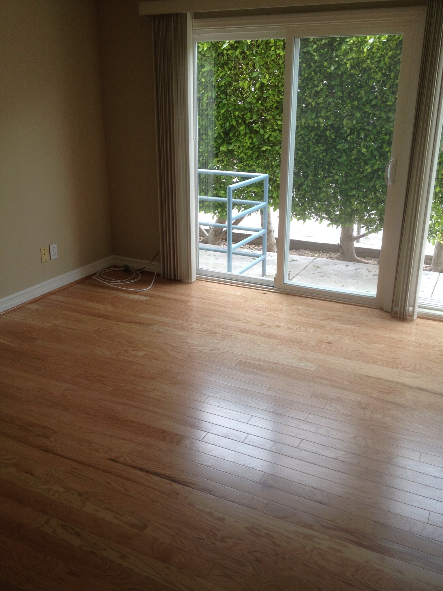 2nd Bedroom - 100 Driftwood St