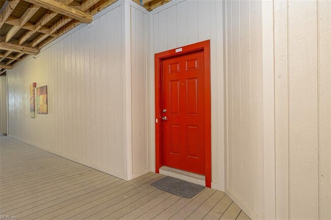 Building Photo - 5212 Nuthall Dr
