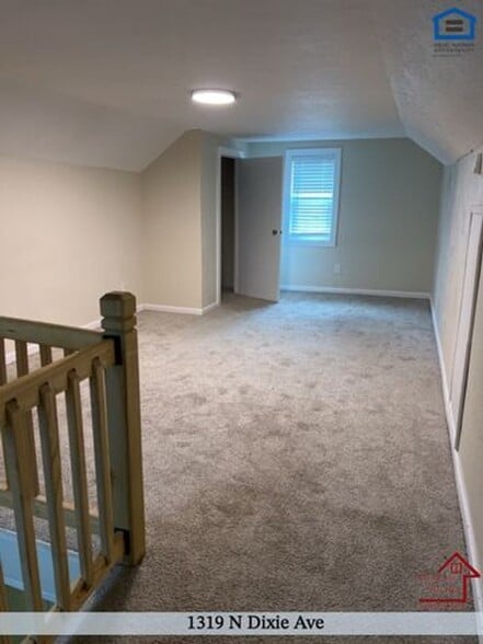 Building Photo - 1319 N Dixie Ave