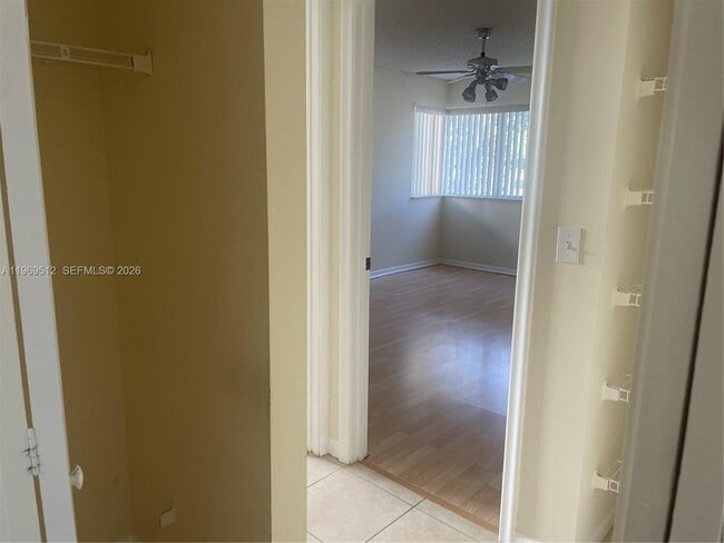 Building Photo - 3186 Via Poinciana