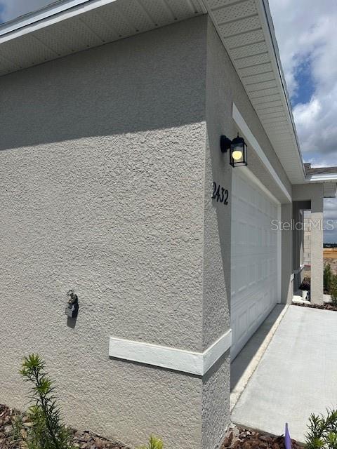 Building Photo - 2432 NW 22nd Ct