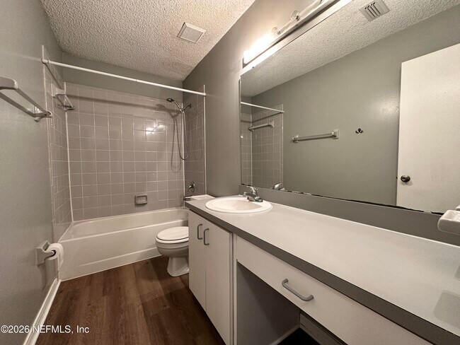 Building Photo - 1680 Sandy Hollow Loop