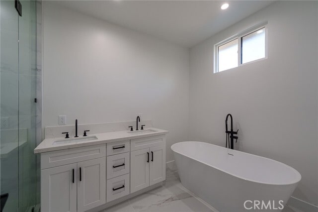 Building Photo - 14123 Emelita St