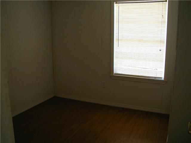 Building Photo - 415 Galley Way