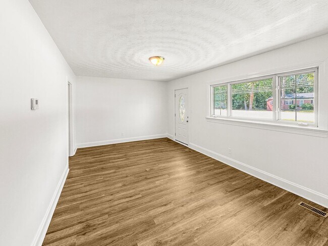 Building Photo - 1513 Bethlehem Rd