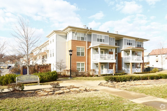 Primary Photo - Dalton's Edge Apartments II