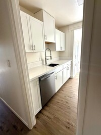 Building Photo - SLO Family Home -Student's Welcome Home! J...