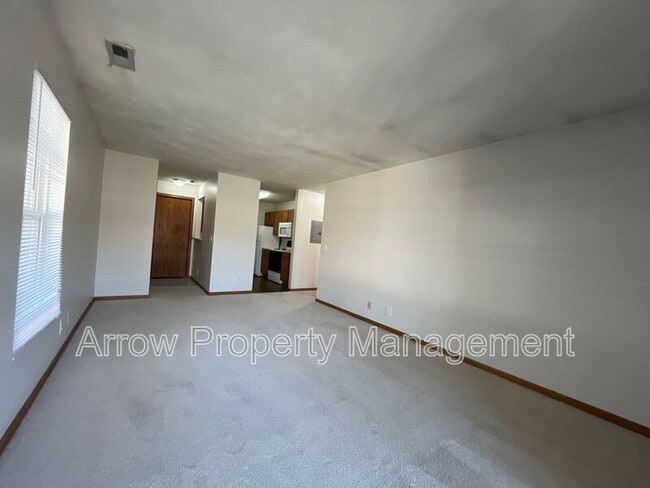 Building Photo - 1660 Swanson Dr