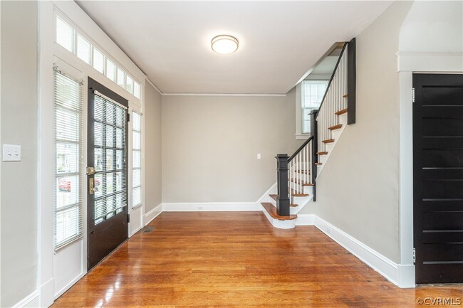 Building Photo - 2726 Hanes Ave