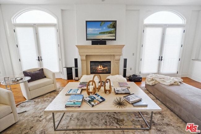 Building Photo - 420 S Hamel Rd