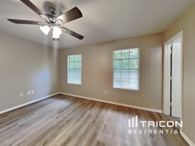 Building Photo - 5708 St Thomas Dr