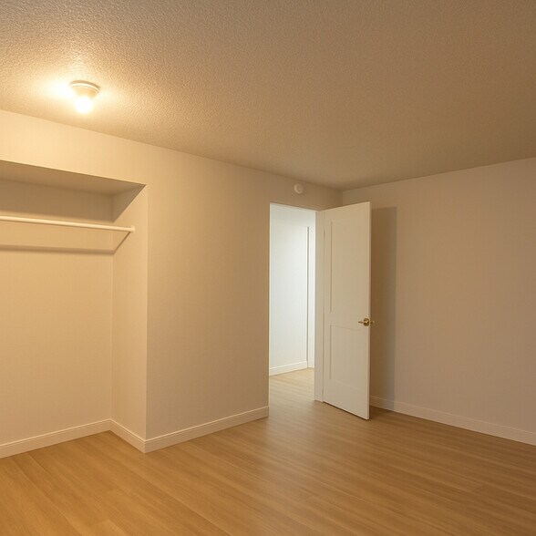 Building Photo - 346 NW Dory Dr