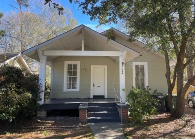 Primary Photo - 808 Camp St
