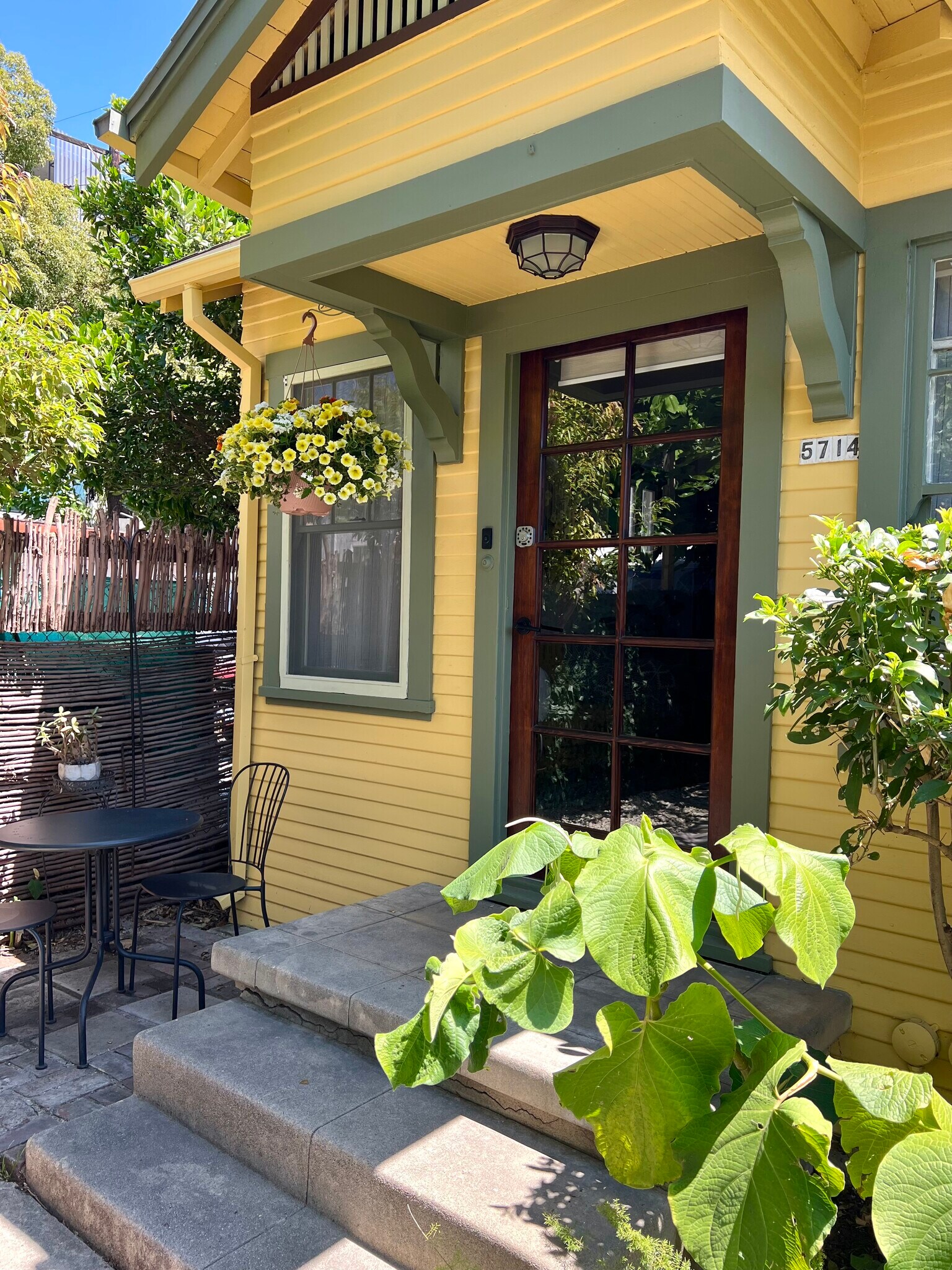 Front - 5714 Virginia Ave
