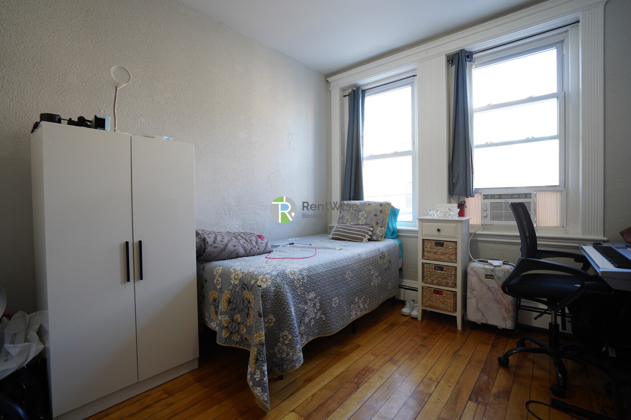 Building Photo - 81 Empire St