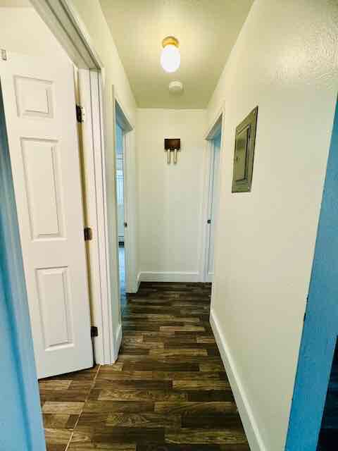 Building Photo - 227 E 12th Ave