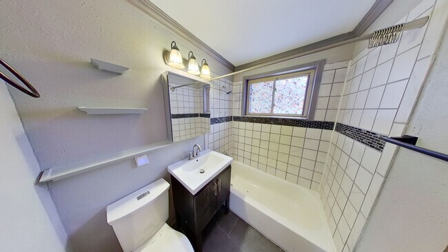 Bathroom 1 - 2635 Fenton St