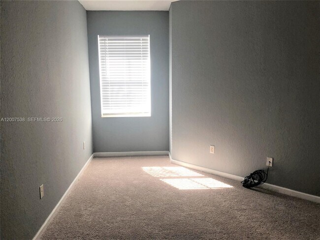 Building Photo - 8209 SW 25th Ct