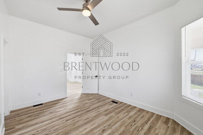 Building Photo - Fully Renovated 4bed, 3bath Home with Fenced In Yard